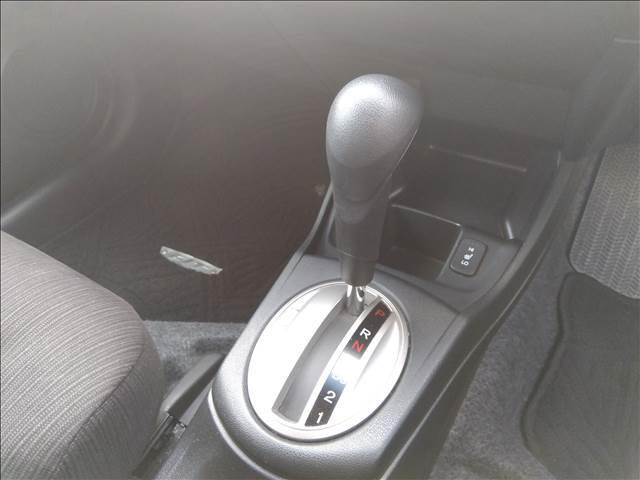 フィット Ｘ４ＷＤ☆禁煙☆走行５．０万キロ☆ナビ☆クルコン☆試乗ＯＫ☆　４ＷＤ☆禁煙☆走行５万キロ☆ナビ☆ＴＶ☆バックカメラ☆クルーズコントロール☆前席シートヒーター☆ＥＴＣ☆コンフォートビューパッケージ☆フォグランプ☆モデューロアルミホイール☆試乗出来ます☆（17枚目）