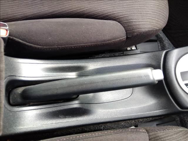 フィット Ｘ４ＷＤ☆禁煙☆走行５．０万キロ☆ナビ☆クルコン☆試乗ＯＫ☆　４ＷＤ☆禁煙☆走行５万キロ☆ナビ☆ＴＶ☆バックカメラ☆クルーズコントロール☆前席シートヒーター☆ＥＴＣ☆コンフォートビューパッケージ☆フォグランプ☆モデューロアルミホイール☆試乗出来ます☆（19枚目）