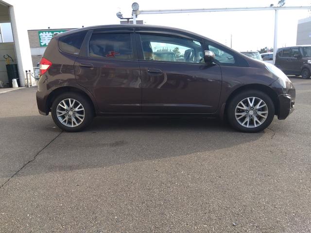 フィット Ｘ４ＷＤ☆禁煙☆走行５．０万キロ☆ナビ☆クルコン☆試乗ＯＫ☆　４ＷＤ☆禁煙☆走行５万キロ☆ナビ☆ＴＶ☆バックカメラ☆クルーズコントロール☆前席シートヒーター☆ＥＴＣ☆コンフォートビューパッケージ☆フォグランプ☆モデューロアルミホイール☆試乗出来ます☆（61枚目）