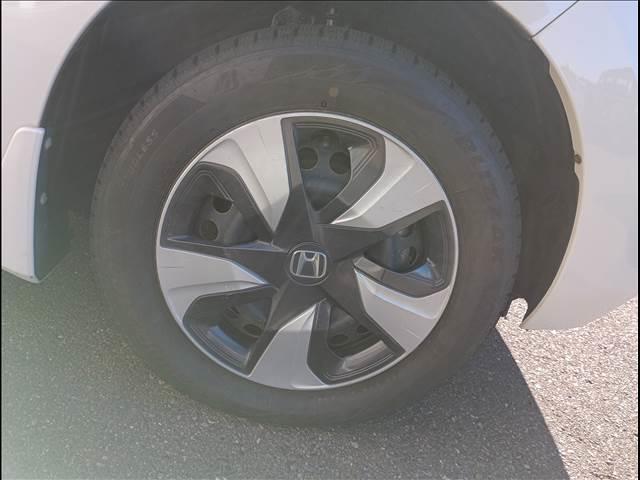 フィットハイブリッド Ｆパッケージ☆４ＷＤ☆禁煙☆走行５．８万キロ☆試乗出来ます☆　４ＷＤ☆禁煙☆走行５．８万キロ☆ナビ☆ＴＶ☆バックカメラ☆スマートキー☆プッシュスタート☆コンフォートビューパッケージ☆オートリトラミラー☆ＬＥＤヘッドライト☆試乗出来ます☆（7枚目）