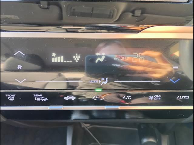 フィットハイブリッド Ｆパッケージ☆４ＷＤ☆禁煙☆走行５．８万キロ☆試乗出来ます☆　４ＷＤ☆禁煙☆走行５．８万キロ☆ナビ☆ＴＶ☆バックカメラ☆スマートキー☆プッシュスタート☆コンフォートビューパッケージ☆オートリトラミラー☆ＬＥＤヘッドライト☆試乗出来ます☆（20枚目）