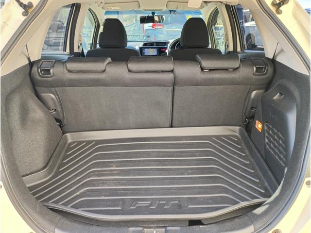 フィットハイブリッド Ｆパッケージ☆４ＷＤ☆禁煙☆走行５．８万キロ☆試乗出来ます☆　４ＷＤ☆禁煙☆走行５．８万キロ☆ナビ☆ＴＶ☆バックカメラ☆スマートキー☆プッシュスタート☆コンフォートビューパッケージ☆オートリトラミラー☆ＬＥＤヘッドライト☆試乗出来ます☆（25枚目）