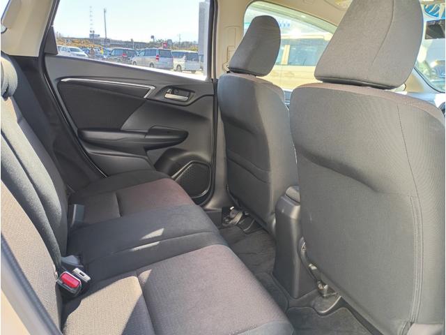 フィットハイブリッド Ｆパッケージ☆４ＷＤ☆禁煙☆走行５．８万キロ☆試乗出来ます☆　４ＷＤ☆禁煙☆走行５．８万キロ☆ナビ☆ＴＶ☆バックカメラ☆スマートキー☆プッシュスタート☆コンフォートビューパッケージ☆オートリトラミラー☆ＬＥＤヘッドライト☆試乗出来ます☆（37枚目）