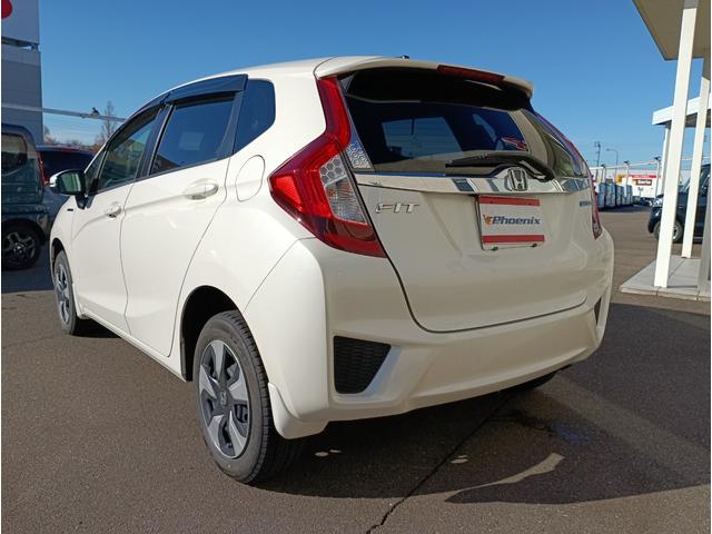 フィットハイブリッド Ｆパッケージ☆４ＷＤ☆禁煙☆走行５．８万キロ☆試乗出来ます☆　４ＷＤ☆禁煙☆走行５．８万キロ☆ナビ☆ＴＶ☆バックカメラ☆スマートキー☆プッシュスタート☆コンフォートビューパッケージ☆オートリトラミラー☆ＬＥＤヘッドライト☆試乗出来ます☆（65枚目）