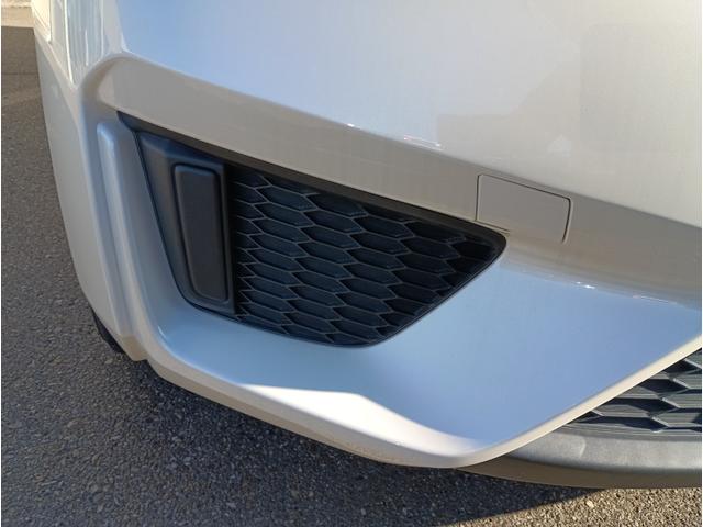 フィットハイブリッド Ｆパッケージ☆４ＷＤ☆禁煙☆走行５．８万キロ☆試乗出来ます☆　４ＷＤ☆禁煙☆走行５．８万キロ☆ナビ☆ＴＶ☆バックカメラ☆スマートキー☆プッシュスタート☆コンフォートビューパッケージ☆オートリトラミラー☆ＬＥＤヘッドライト☆試乗出来ます☆（70枚目）