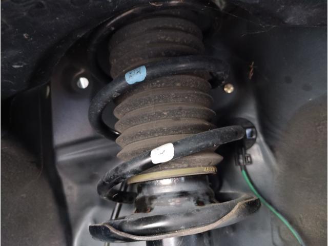 ミライース L SAIII4WD☆禁煙☆走行2.1万キロ☆試乗出来ます☆ 4WD☆禁煙☆走行2.1万キロ☆ナビ☆ブルートゥース☆衝突軽減ブレーキ☆オートハイビーム☆車線逸脱警報☆アイドリングストップ☆キーレス☆コーナーセンサー☆試乗出来ます(56枚目)