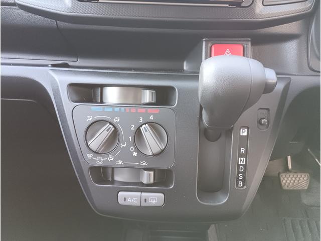 ミライース L SAIII4WD☆禁煙☆走行2.1万キロ☆試乗出来ます☆ 4WD☆禁煙☆走行2.1万キロ☆ナビ☆ブルートゥース☆衝突軽減ブレーキ☆オートハイビーム☆車線逸脱警報☆アイドリングストップ☆キーレス☆コーナーセンサー☆試乗出来ます(61枚目)