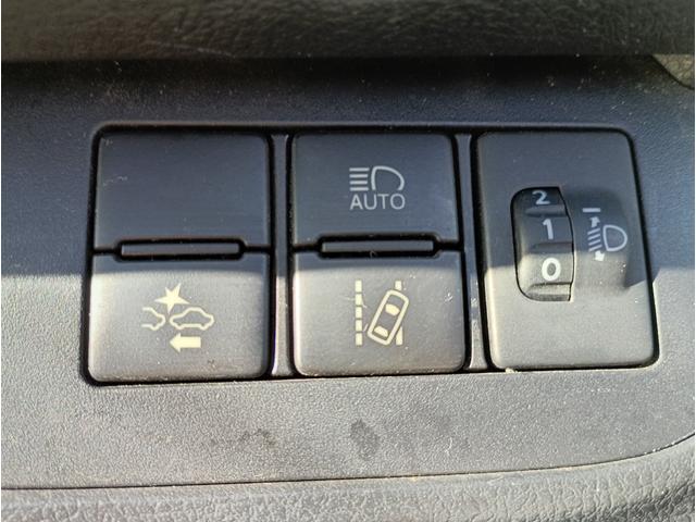 シエンタ Ｇ４ＷＤ☆走行４．４万キロ☆試乗ＯＫ☆両側パワスラ☆　４ＷＤ☆大型ディスプレイオーディオ☆ＷｉＦｉ対応☆Ｂｌｕｅｔｏｏｔｈ☆セーフティセンス☆ＬＤＡ☆オートハイビーム☆両側パワースライドドア☆前席シートヒーター☆スマートキー☆プッシュスタート☆試乗ＯＫ☆（21枚目）