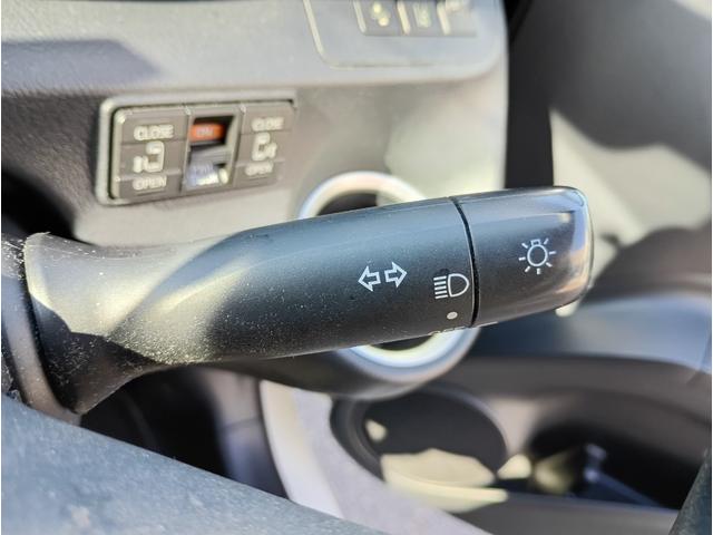 シエンタ Ｇ４ＷＤ☆走行４．４万キロ☆試乗ＯＫ☆両側パワスラ☆　４ＷＤ☆大型ディスプレイオーディオ☆ＷｉＦｉ対応☆Ｂｌｕｅｔｏｏｔｈ☆セーフティセンス☆ＬＤＡ☆オートハイビーム☆両側パワースライドドア☆前席シートヒーター☆スマートキー☆プッシュスタート☆試乗ＯＫ☆（39枚目）