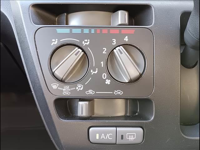 ミライース Ｌ４ＷＤ☆禁煙☆走行５．６万キロ☆試乗出来ます☆　４ＷＤ☆純正オーディオ☆キーレス☆エコアイドル☆ＶＳＣ☆パワステ☆パワーウインドー☆ＡＢＳ☆ＣＶＴ☆ヘッドライトレベライザー☆禁煙車☆走行５．６万キロ☆試乗できます☆（17枚目）