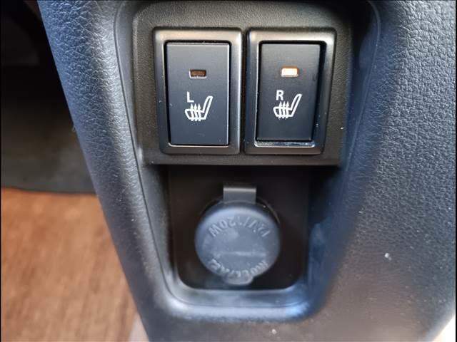 ハスラー ハイブリッドＧ４ＷＤ☆禁煙☆走行２．８万キロ☆試乗出来ます☆　４ＷＤ☆オプションナチュラルスタイルデカール☆ナビ☆Ｂｌｕｅｔｏｏｔｈ☆スマートキー☆プッシュスタート☆アイドリングストップ☆前席シートヒーター☆オートエアコン☆オートライト☆禁煙車☆試乗できます☆（20枚目）