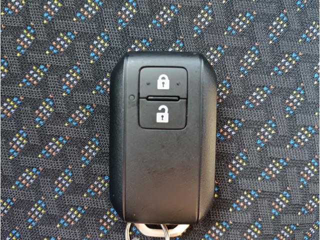 ハスラー ハイブリッドＧ４ＷＤ☆禁煙☆走行２．８万キロ☆試乗出来ます☆　４ＷＤ☆オプションナチュラルスタイルデカール☆ナビ☆Ｂｌｕｅｔｏｏｔｈ☆スマートキー☆プッシュスタート☆アイドリングストップ☆前席シートヒーター☆オートエアコン☆オートライト☆禁煙車☆試乗できます☆（28枚目）
