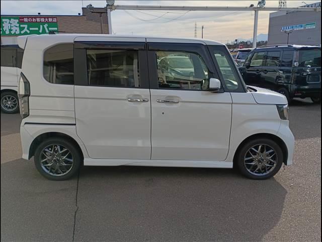 Ｎ－ＢＯＸ Ｌ・ターボ４ＷＤ☆禁煙☆走行５．７万キロ☆試乗出来ます☆　４ＷＤ☆モデューロアルミ☆純正８型ナビ☆ＴＶ☆バックカメラ☆両側パワスラ☆衝突軽減ブレーキ☆レーダークルーズ☆ＬＫＡＳ☆オートハイビーム☆パドルシフト☆ハーフレザーシート☆前席シートヒーター試乗ＯＫ☆（4枚目）