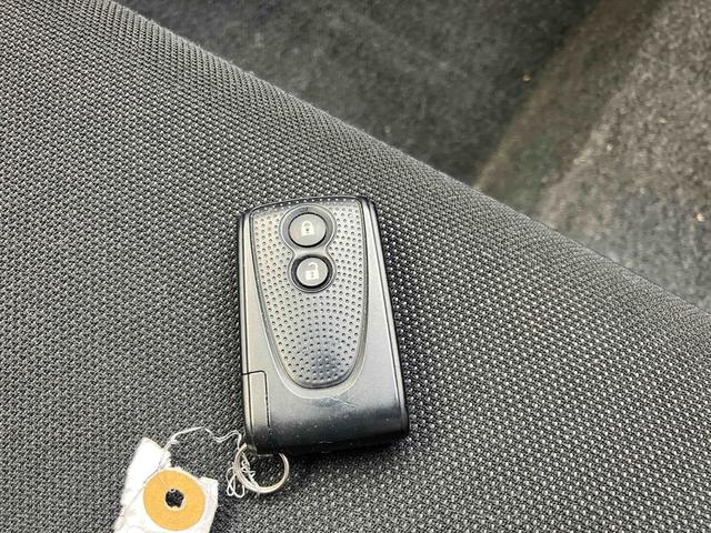 ムーヴ カスタム　ＲＳ　４ＷＤ　ＣＶＴ　オートエアコン　ＥＴＣ　ナビ　ＴＶ　ＨＩＤヘッドランプ　スマートキー　アイドリングストップ　電動格納ミラー　ターボ　ＡＢＳ　ＣＤ　ＤＶＤ再生　オートライト　ＭＯＭＯステアリング（11枚目）