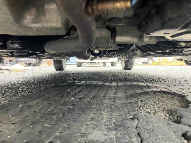 ムーヴ カスタム　ＲＳ　４ＷＤ　ＣＶＴ　オートエアコン　ＥＴＣ　ナビ　ＴＶ　ＨＩＤヘッドランプ　スマートキー　アイドリングストップ　電動格納ミラー　ターボ　ＡＢＳ　ＣＤ　ＤＶＤ再生　オートライト　ＭＯＭＯステアリング（23枚目）