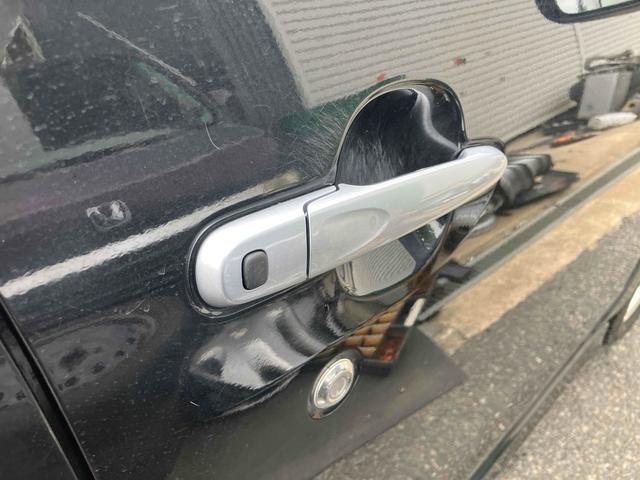 ムーヴ カスタム　ＲＳ　４ＷＤ　ＣＶＴ　オートエアコン　ＥＴＣ　ナビ　ＴＶ　ＨＩＤヘッドランプ　スマートキー　アイドリングストップ　電動格納ミラー　ターボ　ＡＢＳ　ＣＤ　ＤＶＤ再生　オートライト　ＭＯＭＯステアリング（33枚目）