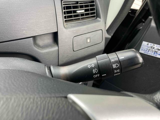 ムーヴ カスタム　ＲＳ　４ＷＤ　ＣＶＴ　オートエアコン　ＥＴＣ　ナビ　ＴＶ　ＨＩＤヘッドランプ　スマートキー　アイドリングストップ　電動格納ミラー　ターボ　ＡＢＳ　ＣＤ　ＤＶＤ再生　オートライト　ＭＯＭＯステアリング（34枚目）