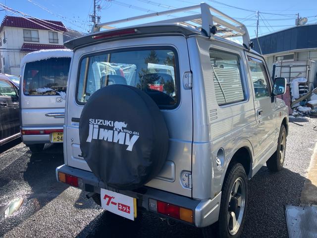 ジムニー インタークーラーターボ 4WD 5速マニュアル ABS エアコン CDオーディオ ルーフキャリア リアースポイラー 夏タイヤ新品(13枚目)
