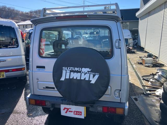 ジムニー インタークーラーターボ 4WD 5速マニュアル ABS エアコン CDオーディオ ルーフキャリア リアースポイラー 夏タイヤ新品(14枚目)