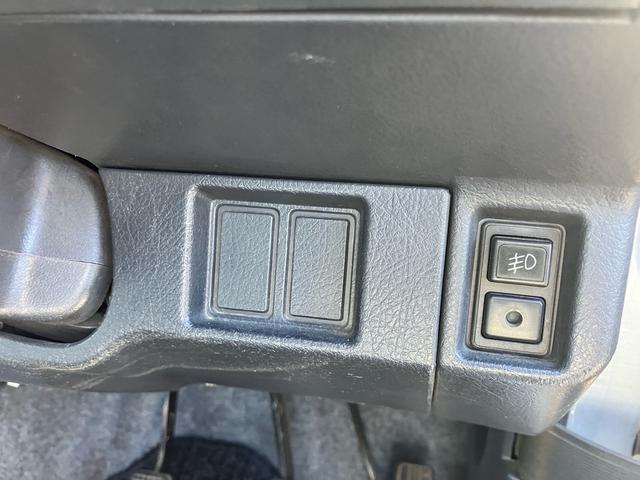 ジムニー インタークーラーターボ 4WD 5速マニュアル ABS エアコン CDオーディオ ルーフキャリア リアースポイラー 夏タイヤ新品(23枚目)