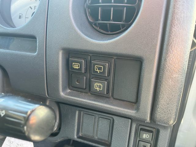 ジムニー インタークーラーターボ 4WD 5速マニュアル ABS エアコン CDオーディオ ルーフキャリア リアースポイラー 夏タイヤ新品(24枚目)