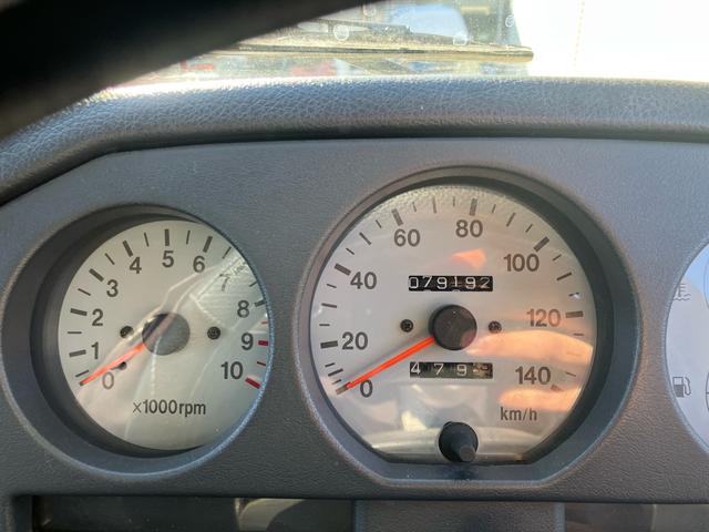 ジムニー インタークーラーターボ 4WD 5速マニュアル ABS エアコン CDオーディオ ルーフキャリア リアースポイラー 夏タイヤ新品(28枚目)