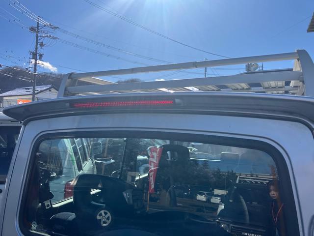 ジムニー インタークーラーターボ 4WD 5速マニュアル ABS エアコン CDオーディオ ルーフキャリア リアースポイラー 夏タイヤ新品(45枚目)