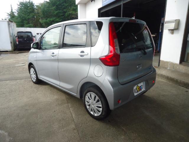 デイズ S 4WD メモリーナビ地デジ レーダーブレーキサポート 横滑り防止 シートヒーター アイドリングストップ(7枚目)