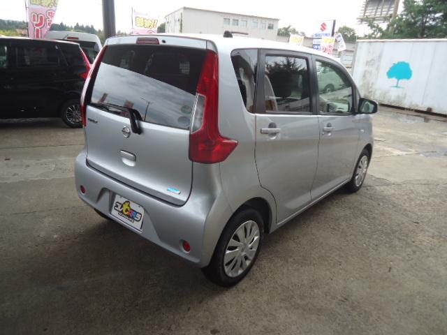 デイズ S 4WD メモリーナビ地デジ レーダーブレーキサポート 横滑り防止 シートヒーター アイドリングストップ(8枚目)