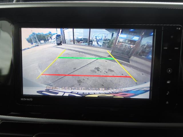 ムーヴキャンバス Ｘリミテッドメイクアップ　ＳＡＩＩ　４ＷＤ　スマートアシスト　両側オートスライドドア　純正ナビ地デジ　バックカメラ　ＵＳＢ電源　スマートキー　社外１４インチアルミ　衝突回避支援システム　衝突警報機能　車線逸脱警報機能　誤発信防止（23枚目）