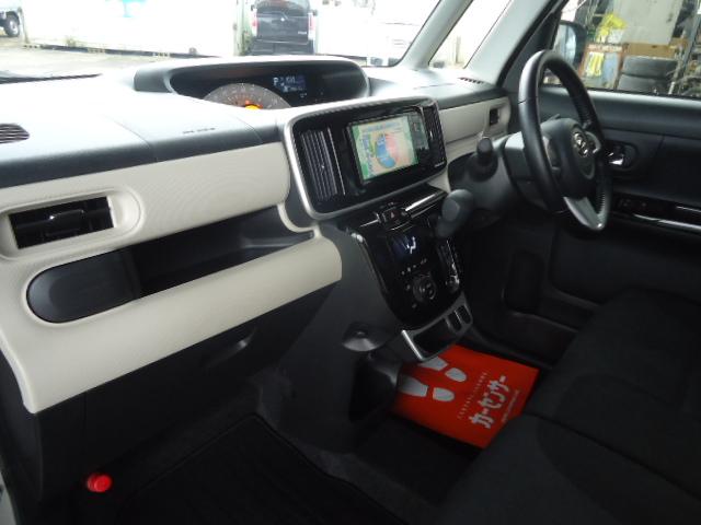 ムーヴキャンバス Ｘリミテッドメイクアップ　ＳＡＩＩ　４ＷＤ　スマートアシスト　両側オートスライドドア　純正ナビ地デジ　バックカメラ　ＵＳＢ電源　スマートキー　社外１４インチアルミ　衝突回避支援システム　衝突警報機能　車線逸脱警報機能　誤発信防止（30枚目）