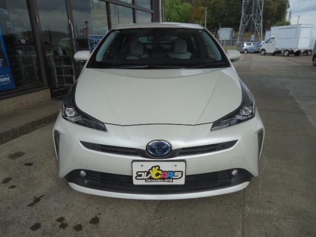 プリウス Aプレミアム ツーリングセレクション 4WD セーフティセンス 純正ナビ地デジ バックカメラ レザーシート パワーシート エアーシート シートヒター LEDヘッドライト ETC クルーズコントロール 純正17インチアルミ スマートキー(2枚目)