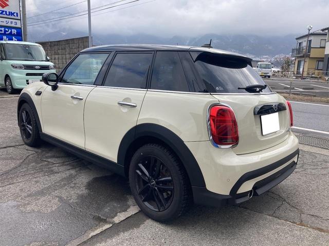 ＭＩＮＩ ＭＩＮＩ