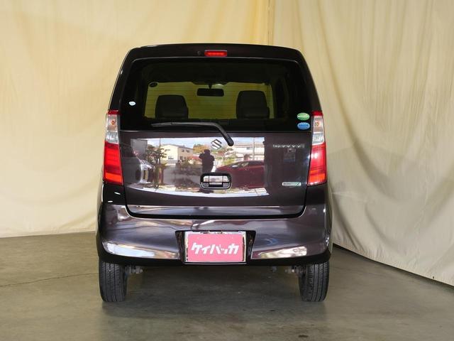 ワゴンＲ ＦＸ　ＣＤデッキ　オートエアコン　パワーウインドウ／電動ドアミラー　アイドリングストップ　キーレス　ベンチシート　ホイールキャップ　ハロゲンヘッドライト（11枚目）