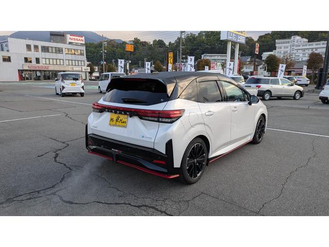 オーラ ニスモ チューンドe-パワー4WD(6枚目)