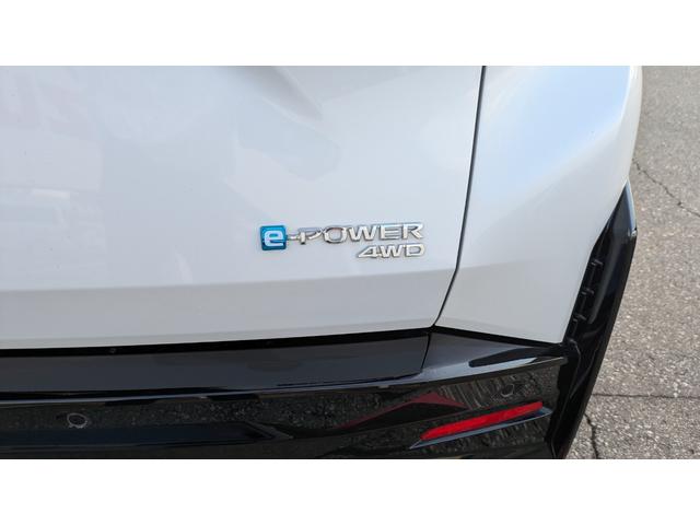 オーラ ニスモ チューンドe-パワー4WD(10枚目)