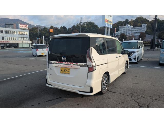 軽自動車・コンパクトカー・ミニバン・セダン・届出済未使用車など全メーカー全車種の中からあなたにぴったりな１台をお探しします。