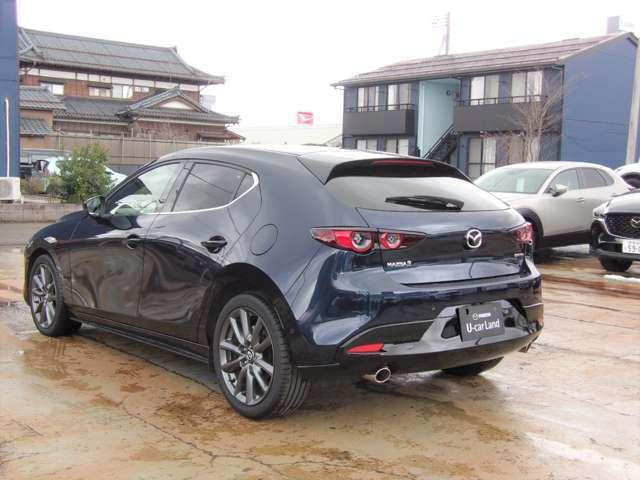 ＭＡＺＤＡ３ファストバック １５Ｓツーリング　マツダコネクトナビ　横滑り防止装置　３６０°モニター　ドライブレコーダー　ＥＴＣ　１８インチアルミホイール　クルーズコントロール（6枚目）