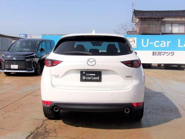 ＣＸ－５ ＸＤ　エクスクルーシブモード　衝突軽減ブレーキ　ディーゼルエンジン　１９インチアルミホイール　マツダコネクトナビ　３６０°モニター　電動リアゲート　電動シート　シートヒーター　シートエアコン　ハンドルヒーター　ＥＴＣ（4枚目）