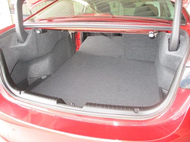 アテンザセダン ＸＤプロアクティブ　３６０°ビューモニター　クルコン　衝突軽減ブレーキ　横滑り防止装置　障害物センサー　ドラレコ　ＥＴＣ　ＴＶ　ＣＤ　ＤＶＤ　Ｂｌｕｅｔｏｏｔｈオーディオ　ＬＥＤヘッドライト　１７インチアルミホイール（34枚目）