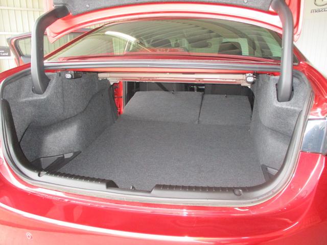 アテンザセダン ＸＤプロアクティブ　３６０°ビューモニター　クルコン　衝突軽減ブレーキ　横滑り防止装置　障害物センサー　ドラレコ　ＥＴＣ　ＴＶ　ＣＤ　ＤＶＤ　Ｂｌｕｅｔｏｏｔｈオーディオ　ＬＥＤヘッドライト　１７インチアルミホイール（35枚目）