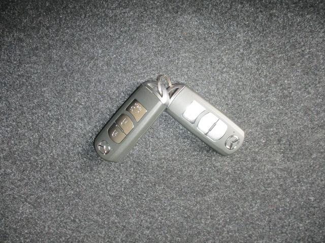 アテンザセダン ＸＤプロアクティブ　３６０°ビューモニター　クルコン　衝突軽減ブレーキ　横滑り防止装置　障害物センサー　ドラレコ　ＥＴＣ　ＴＶ　ＣＤ　ＤＶＤ　Ｂｌｕｅｔｏｏｔｈオーディオ　ＬＥＤヘッドライト　１７インチアルミホイール（42枚目）