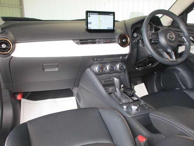 ＣＸ－３ １５Ｓ　スーパー　エッジー　３６０°カメラ　衝突軽減ブレーキ　クルコン　横滑り防止装置　障害物センサー　シートヒーター　ＥＴＣ　ナビ　ＴＶ　ＣＤ　ＤＶＤ　Ｂｌｕｅｔｏｏｔｈ　パワーシート　ＬＥＤヘッドライト　１８インチアルミ（11枚目）