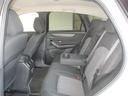 後部座席も広々スペースです。大きな座面でリクライニング無しでもゆったりロングドライブをお楽しみいただけます。