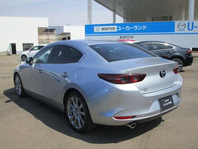 マツダ ＭＡＺＤＡ３セダン