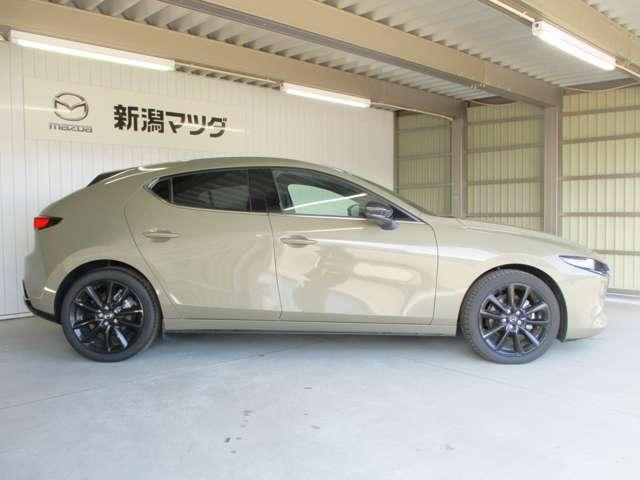 MAZDA3ファストバック 20S ブラックセレクション(4枚目)