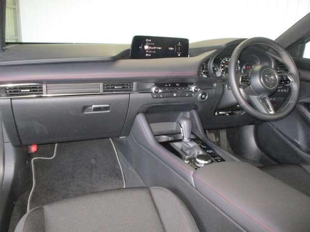 MAZDA3ファストバック 20S ブラックセレクション(9枚目)