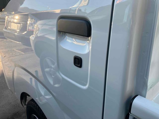ハイゼットトラック スタンダード 農用スペシャル 4WD 軽トラック 省力パック 電動格納ミラー クリアランスソナー スマートキー アイドリングストップ 電動格納ミラー オートライト エアコン パワーステアリング パワーウィンドウ バイザーマット(22枚目)