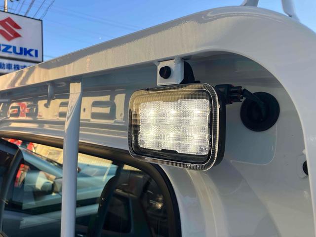 ハイゼットトラック スタンダード 農用スペシャル 4WD 軽トラック 省力パック 電動格納ミラー クリアランスソナー スマートキー アイドリングストップ 電動格納ミラー オートライト エアコン パワーステアリング パワーウィンドウ バイザーマット(28枚目)