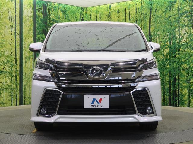 2.5Z 禁煙車 両側電動スライドドア 純正SDナビ 7人乗 バックカメラ Bluetooth再生 フルセグTV ETC LEDヘッドフォグライト ウォークスルー 純正18インチアルミホイール オットマン(19枚目)